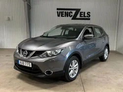 Grå Begagnad 2015 Nissan Qashqai SUV | 109 000 kr (Marknadspris)