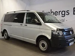 Silver Begagnad 2015 VW Caravelle Minibuss | 179 000 kr (Marknadspris)