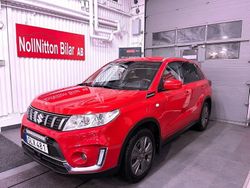 Röd Begagnad 2018 Suzuki Vitara GL SUV | 149 900 kr (Marknadspris)