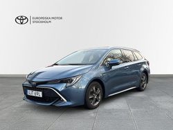 Blå Begagnad 2019 Toyota Corolla Executive Kombi | 264 900 kr (Marknadspris)
