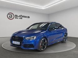 Blå Begagnad 2015 Audi S3 Design Sedan | 279 500 kr (Marknadspris)