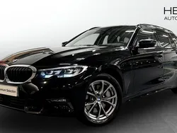 Svart (black) Begagnad 2020 BMW 330e Sport Line Kombi | 284 700 kr (Marknadspris)