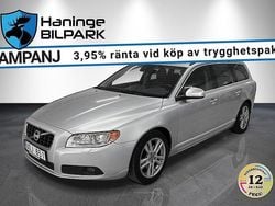 Ljusgrå Begagnad 2012 Volvo V70 Momentum Kombi | 99 995 kr (Marknadspris)