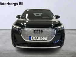 Svart (mytsvart metallic) Begagnad 2023 Audi Q4 e-tron Proline SUV | 479 000 kr (Marknadspris)