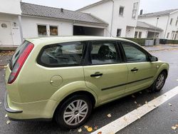 Grön Begagnad 2006 Ford Focus Kombi | 7 500 kr (Superpris)