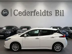 Vit Begagnad 2022 Nissan Leaf 360º Halvkombi | 174 800 kr (Bra pris)