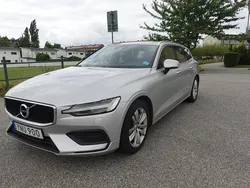 Silver Begagnad 2019 Volvo V60 Momentum Kombi | 249 000 kr (Marknadspris)