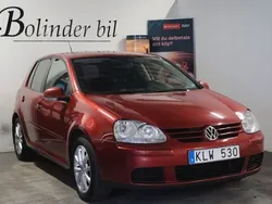 Röd Begagnad 2009 VW Golf Halvkombi | 39 800 kr (Marknadspris)