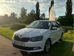 Vit Begagnad 2016 Skoda Fabia Style Halvkombi | 90 000 kr (Marknadspris)