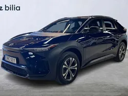 Mörkblå Begagnad 2024 Toyota bZ4X Edition SUV | 469 900 kr