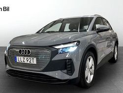 Grå Begagnad 2022 Audi Q4 e-tron Proline SUV | 329 000 kr (Marknadspris)
