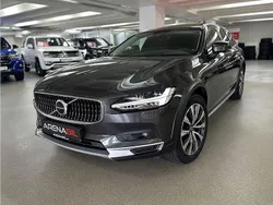 Grå Begagnad 2021 Volvo V90 CC Kombi | 499 900 kr
