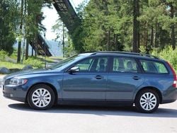 Blå Begagnad 2006 Volvo V50 Kinetic Kombi | 62 000 kr (Marknadspris)