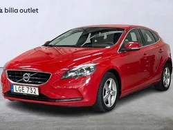 Röd Begagnad 2015 Volvo V40 Momentum Kombi | 89 900 kr (Bra pris)