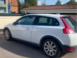 Vit Begagnad 2009 Volvo C30 Halvkombi | 59 000 kr (Marknadspris)