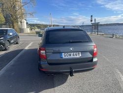 Grå Begagnad 2015 Skoda Superb Business Line Kombi | 145 000 kr (Bra pris)