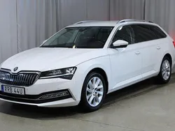 Vit Begagnad 2021 Skoda Superb Business Line Kombi | 279 900 kr (Marknadspris)
