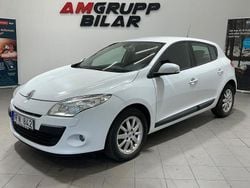 Vit Begagnad 2011 Renault Mégane III Halvkombi | 49 900 kr (Marknadspris)