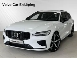 Vit Begagnad 2022 Volvo V60 Plus Kombi | 369 900 kr (Bra pris)
