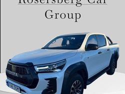 Vit Begagnad 2023 Toyota HiLux Sport Pickup | 724 875 kr (Dyr)