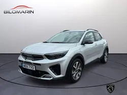 Grå Begagnad 2023 Kia Stonic 4 SUV | 249 900 kr (Marknadspris)