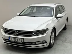 Vit Begagnad 2019 VW Passat | 223 800 kr