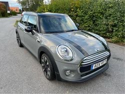 Begagnad 2015 Mini Cooper Halvkombi | 129 000 kr
