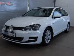 Vit (vit metallic) Begagnad 2015 VW Golf VII Kombi | 89 900 kr (Marknadspris)