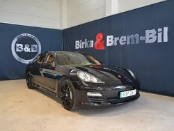 Svart Begagnad 2012 Porsche Panamera S E-Hybrid Sedan | 359 000 kr