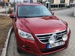 Röd Begagnad 2009 VW Tiguan SUV | 52 900 kr (Marknadspris)