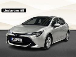 Silver Begagnad 2021 Toyota Corolla Hybrid Active Halvkombi | 219 000 kr (Marknadspris)