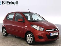 Ljusröd Begagnad 2011 Hyundai i10 Premium Halvkombi | 38 900 kr (Marknadspris)