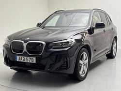 Svart Begagnad 2022 BMW iX3 M Sport SUV | 389 000 kr (Superpris)