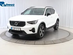 Vit Begagnad 2023 Volvo XC40 Plus SUV | 349 900 kr (Bra pris)