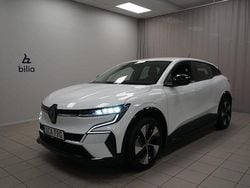 Vit Begagnad 2022 Renault Mégane IV Equilibre Halvkombi | 259 900 kr (Superpris)