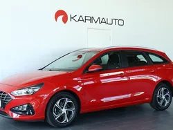 Röd Begagnad 2023 Hyundai i30 Kombi | 218 900 kr (Marknadspris)