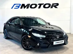 Svart Begagnad 2019 Honda Civic Elegance Halvkombi | 199 900 kr (Marknadspris)