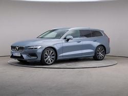 Grå Begagnad 2021 Volvo V60 Inscription Kombi | 335 000 kr (Marknadspris)