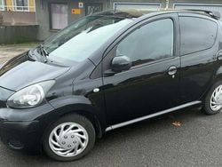 Begagnad 2011 Toyota Aygo Halvkombi | 38 000 kr (Marknadspris)