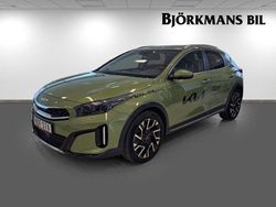Grön (/ce6/ celadon green m) Begagnad 2023 Kia XCeed SUV | 309 000 kr (Lite dyr)