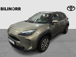 Grön Begagnad 2024 Toyota Yaris Cross Active SUV | 329 900 kr (Marknadspris)