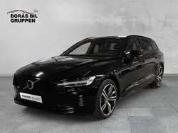 Svart Begagnad 2022 Volvo V60 R-Design Kombi | 385 000 kr (Marknadspris)