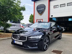 Svart Begagnad 2019 Volvo S60 R-Design Sedan | 269 900 kr