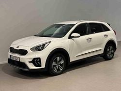 Vit Begagnad 2021 Kia Niro SUV | 229 500 kr (Bra pris)