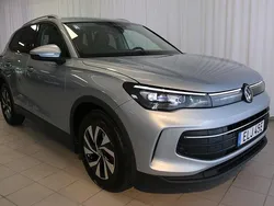 Silver Begagnad 2024 VW Tiguan Life SUV | 378 500 kr (Lite dyr)