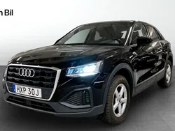 Brilliantsvart Begagnad 2023 Audi Q2 Proline SUV | 274 000 kr (Marknadspris)