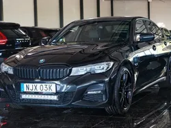 Svart Begagnad 2021 BMW 330e M Sport Sedan | 314 500 kr (Bra pris)