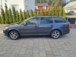 Grå Begagnad 2013 Skoda Octavia Elegance Kombi | 64 500 kr (Superpris)