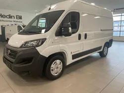 Vit Begagnad 2022 Fiat E-Ducato | 399 900 kr