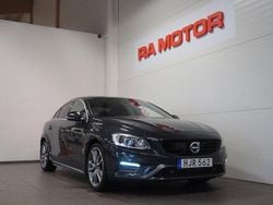 Grå (grå metallic) Begagnad 2015 Volvo S60 R-Design Sedan | 169 900 kr (Marknadspris)